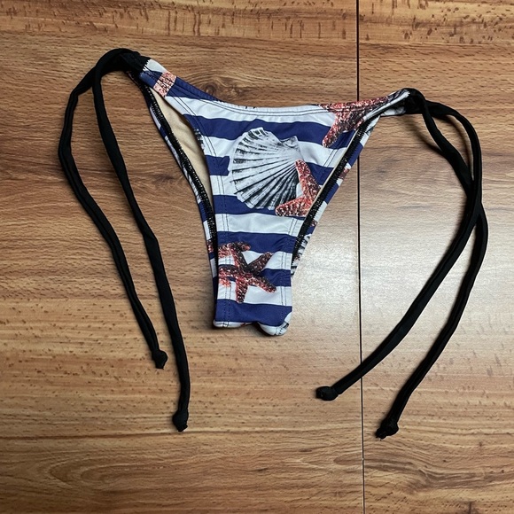 Striped Sea Shell Brazilian Bikini Bottom - Picture 1 of 3